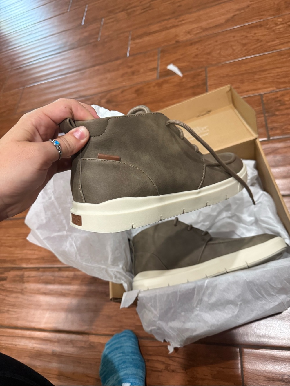 Dr. Scholl's Men's Chukka Boots in Olive/Tan with Cream Sole
